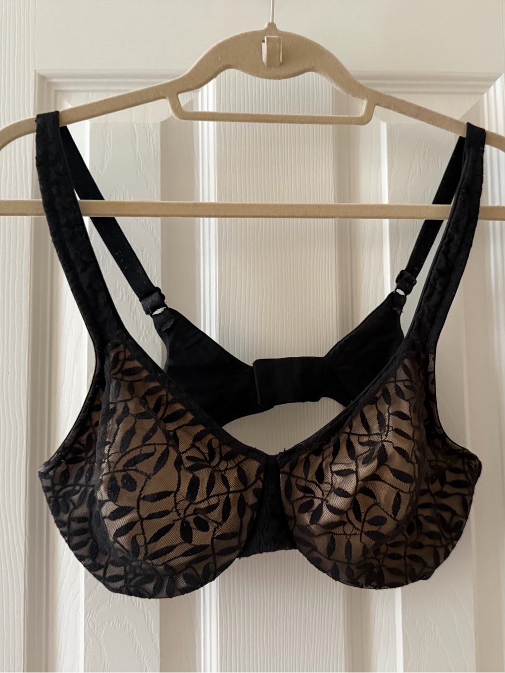 Olga Black Lace bra with Nude Llining, Underwire Bra,SZ 38C